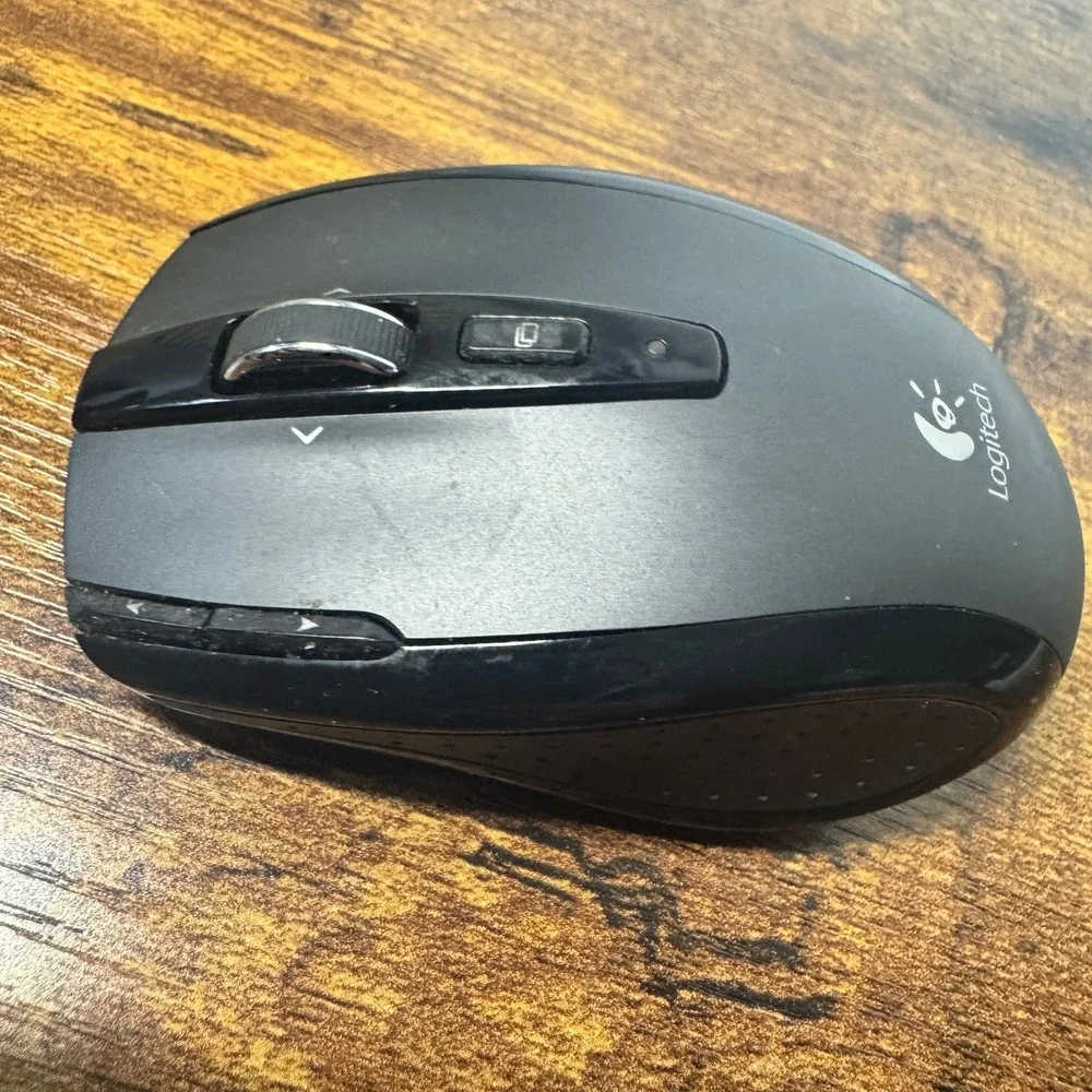 Logitech VX Revolution Wireless Laser Mouse Black with Nano Receiver WORKS